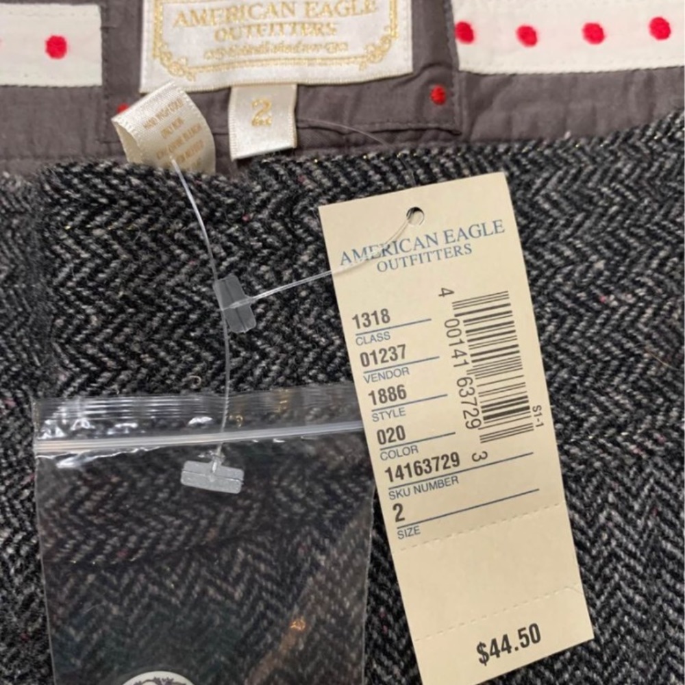 NWT American Eagle wool short skirt Size 2 - Picture 4 of 4